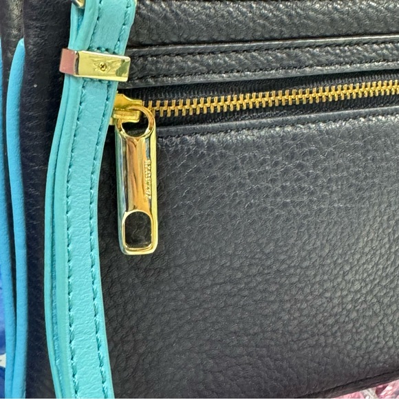 SALE NEW DOUBLE ZIP WRISTLET WALLET - Picture 2 of 10